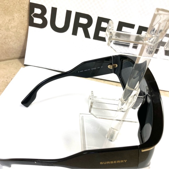 New Burberry Brooke BE4353 Black Shield sunglasses. No case - Picture 12 of 14